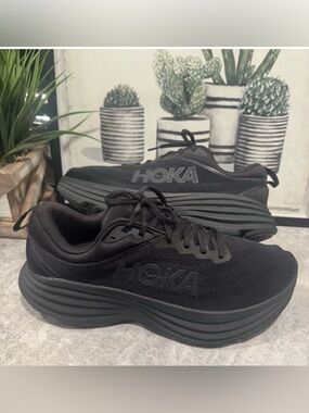 Hoka Bondi 8 Triple Black Running Shoes Men’s SZ 11.5 2E